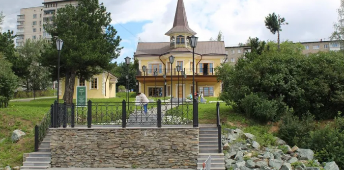 Museum "Demidovskaya Dacha"