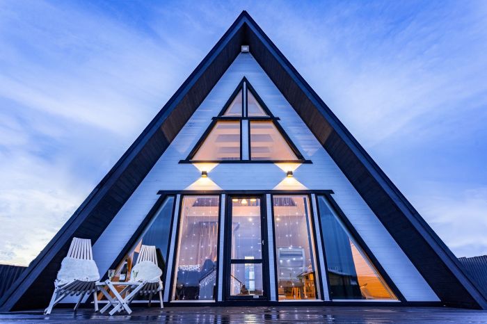 Yekaterinburg'daki en tanınabilir SCANDI EVİ