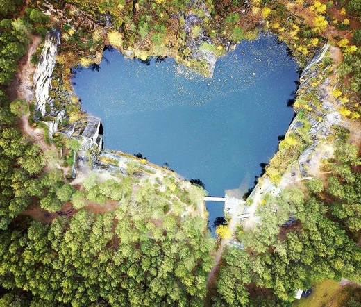 «Бажовский жерлері» табиғи саябағы