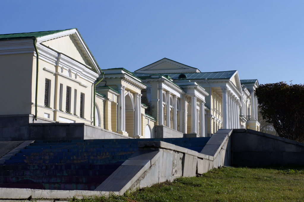 Rastorguev-Haritonov Estate_2.JPG